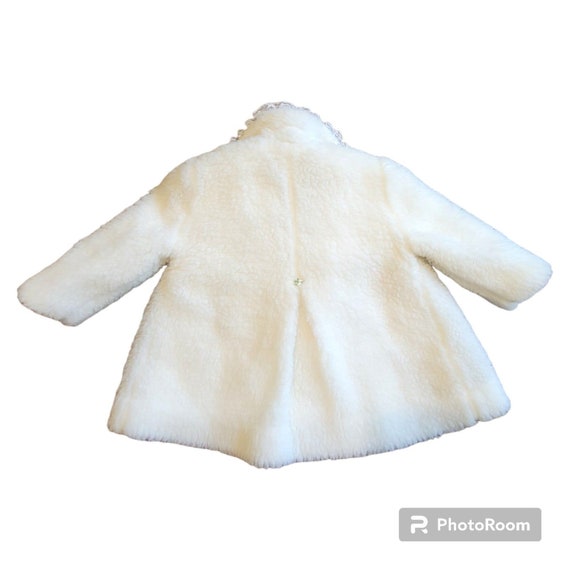 Vintage white faux fur white Millicent's coat - image 3