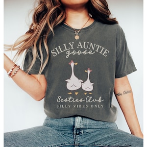 Comfort Colors Shirt Auntie Silly Goose, Matching Silly Goose shirt, Gift From Niece, Gift From Nephew, Pregnancy announcement Gift for Aunt