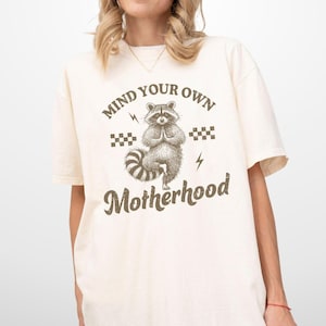 Funny Mama t-shirt, feral mama shirt, Racoon Mom Shirt, Mom life Shirt, Mothers Day Gift, funny Shirts for Mom, Mama Shirt, Gift for Mom