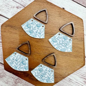 Blue and White Floral Print Acrylic and Hollow Walnut Triangle Connector Set Earring Blanks, DIY Jewelry Making