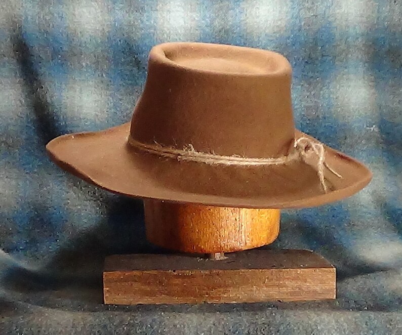 Hand shaped cowboy hats Clearance