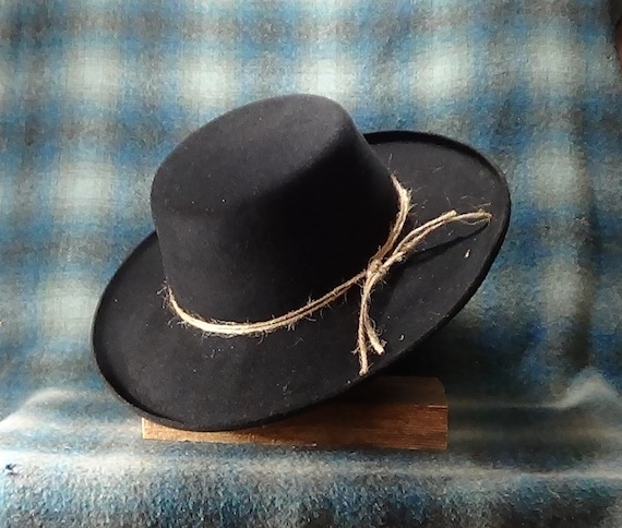 vaquero style hats