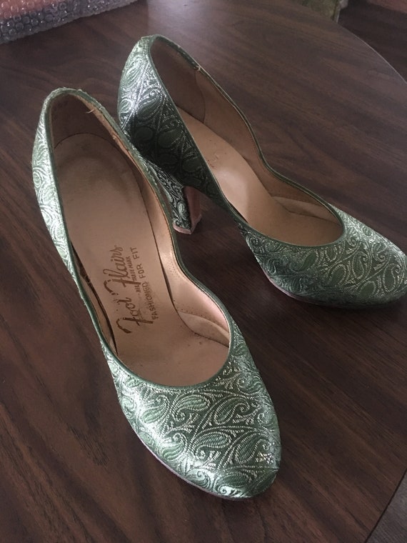Vintage Brocade women’s high heels