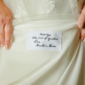 Bridal Gift For Bride Custom Handwriting Embroidery For Dress Bridal Gift For Sister Memorial Handwriting immagine 7