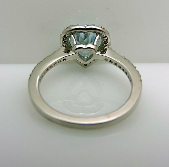 Lady's White 14 Karat Heart Fashion Ring Size 6.7… - image 2