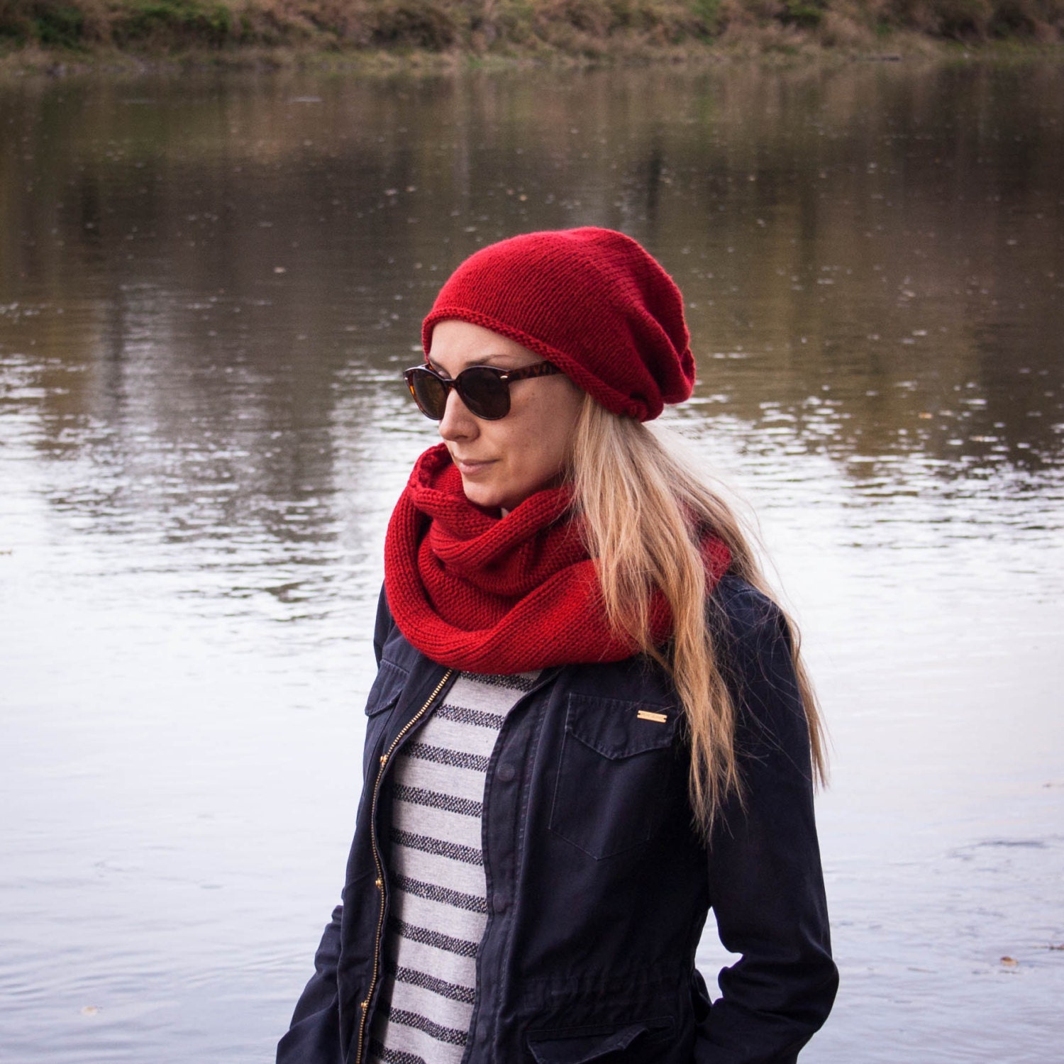 Red Women Hand Knitted 2 Set / Red Slouchy Beanie Hat + Long  display picture 2