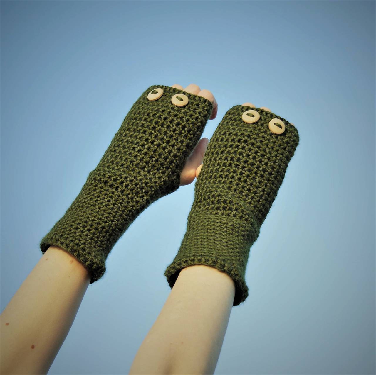 GREEN OWL FINGERLESS GLOVES arm warmers forest bird chunky cable knit XS S Y1 