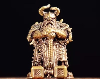 Poker Card Guard Protector Figurine