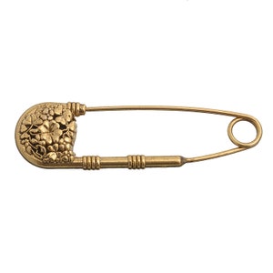 Zinc Die Cast Kilt Pin - 2.5"(L) x 3/4"(H) - Double Sided Renaissance Floral Pattern - Antique Gold , Antique Silver or Silver Copper