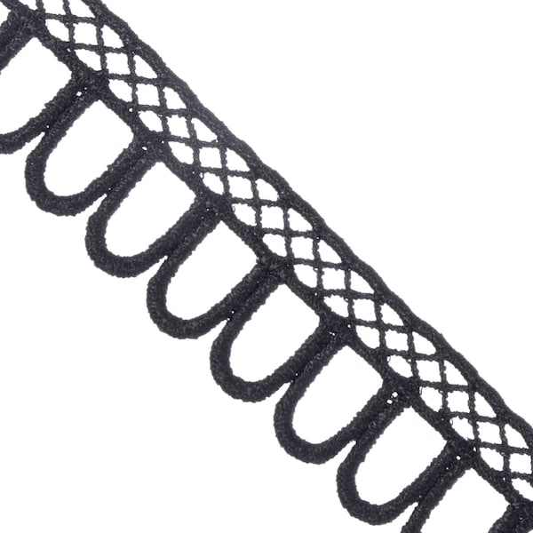 Polyester Crochet Edging Trim - No Stretch - 7/8" - Trellis with Oval Loop Pattern - Black or White - 2 Yards