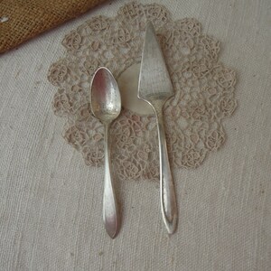 Vintage Silver-Plated Jam Spoon and Meriden Silver-Plate Mini Serving / Petite Serving Triangle  MCM