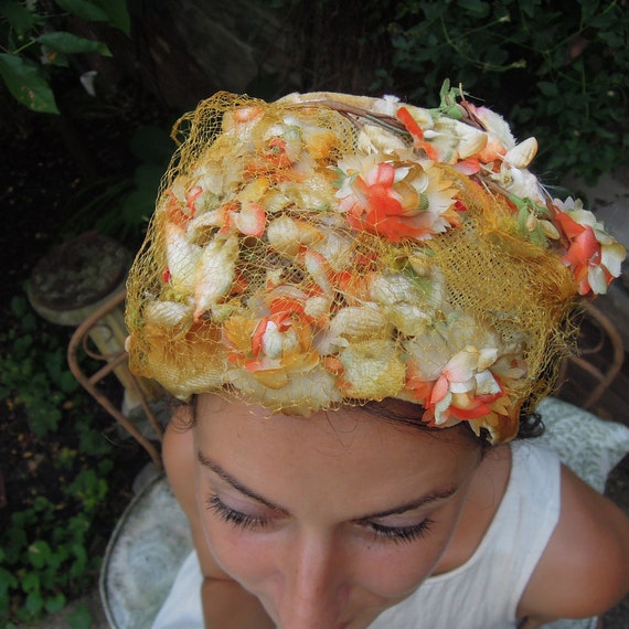 Vintage Orange and Yellow Floral Hat 50s Chapette / Bandeau  display picture 3