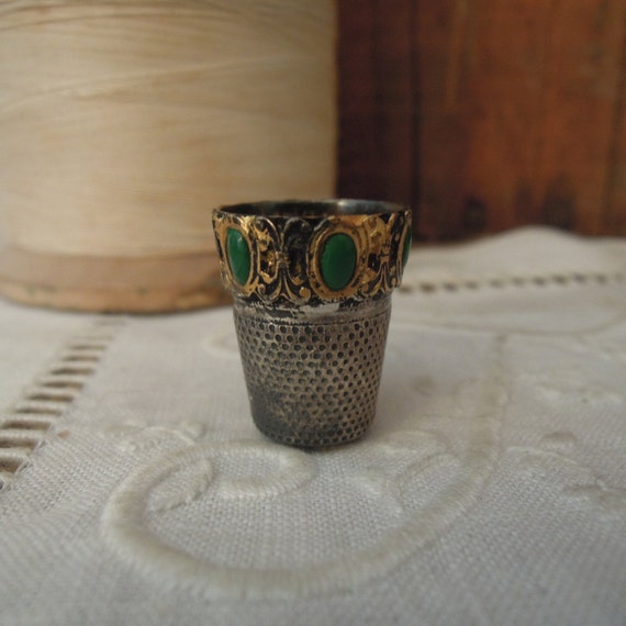 Vintage 800 Silver Gold Gilt Sewing Thimble / Fleur de Lis Band / Antique Ornate Thimble / Neoclassic Victorian Thimble