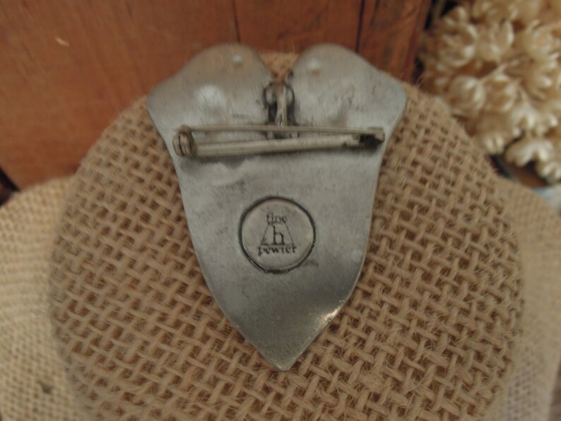 Vintage Ladies Art Deco Brooch / Vintage Sister or Friend Pin / Hudson Pewter Jewelry Pendant & Brooch afbeelding 5