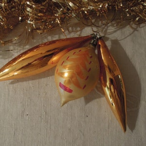 Vintage Gold Christmas Ornaments / Three Gold Ornaments / Glass Christmas Tree Ornaments / Vintage Christmas Decor