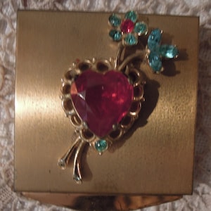 Vintage Jeweled Compact  / Valentine Heart Compact / Collectible Mirror Compact