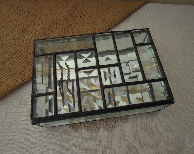 Vintage Beveled Glass Box / Glass Display Box / Vintage Display Case