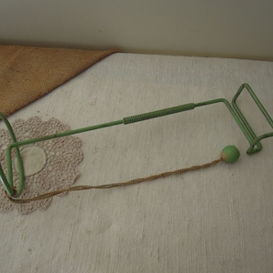 Vintage Hat Stand / Millinery Shop Display / Metal Hat Display Decor