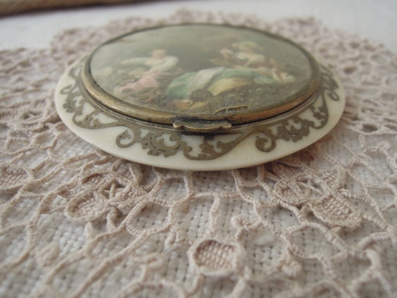 Vintage French Mirror Compact / Collectible Mirro… - image 2