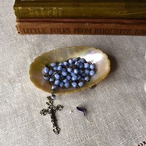 Vintage Scalloped Edge Footed Shell Dish with Rosary / Antique Shell Dish with Rosary / Victorian Footed Shell Master Salt Cellar