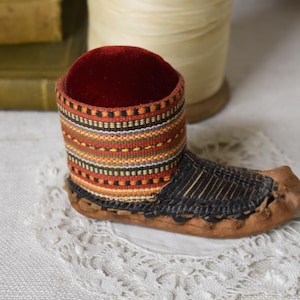 Antique Vintage Pin Cushion / Leather Shoe Pin Cushion / Moccasin Pin Cushion