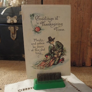 Vintage Metall Blumenfrosch / Thanksgiving Postkarte / Blumenfrosch / Industrial Display