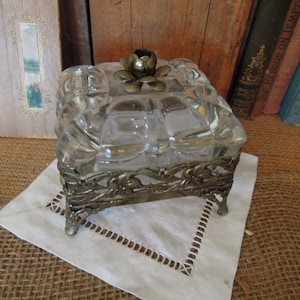 Vintage Ormolu Glass Lidded Dish / Glass Gold Filigree Trinket Dish / Antique Scalloped Glass Dish