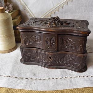 Antique Carved Victorian Box / Black Forest Wood Sewing Box / Vintage Jewelry Storage