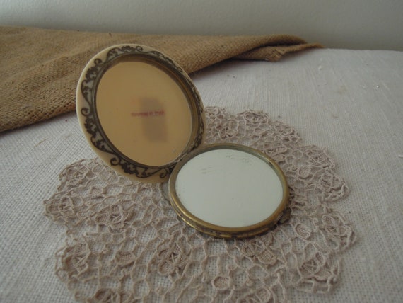 Vintage French Mirror Compact / Collectible Mirro… - image 3