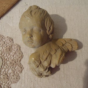 Vintage Plaster Angel Head / Cherub Wall Decor / Winged Angel Putti / Brocante Style Home Decor