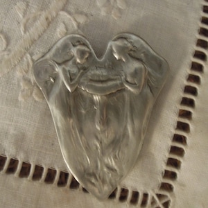 Vintage Ladies Art Deco Brooch / Vintage Sister or Friend Pin / Hudson Pewter Jewelry Pendant & Brooch afbeelding 1