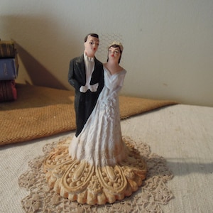 Vintage Wedding Cake Topper / 1940&#39;s Wedding Topper / Bride and Groom Cake Topper