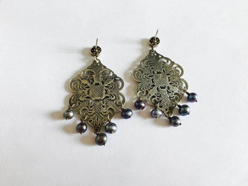 Fabulous Vintage Sterling Silver Chandelier Earrings with Natural Black Pearls Filigree Antiqued Silver Boho Gypsy Style Dangle Earrings