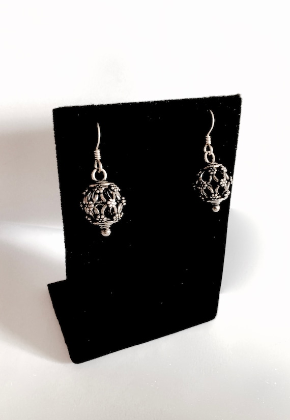 Balinese Sterling Silver Ball Earrings, Elegant  … - image 2