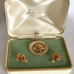 A&Z Classic Circle Brooch with Center Rose and Matching Rose Screw Back Earrings, 12k Gold Filled Jewelry, Original Jewelers Box, Circa 1950