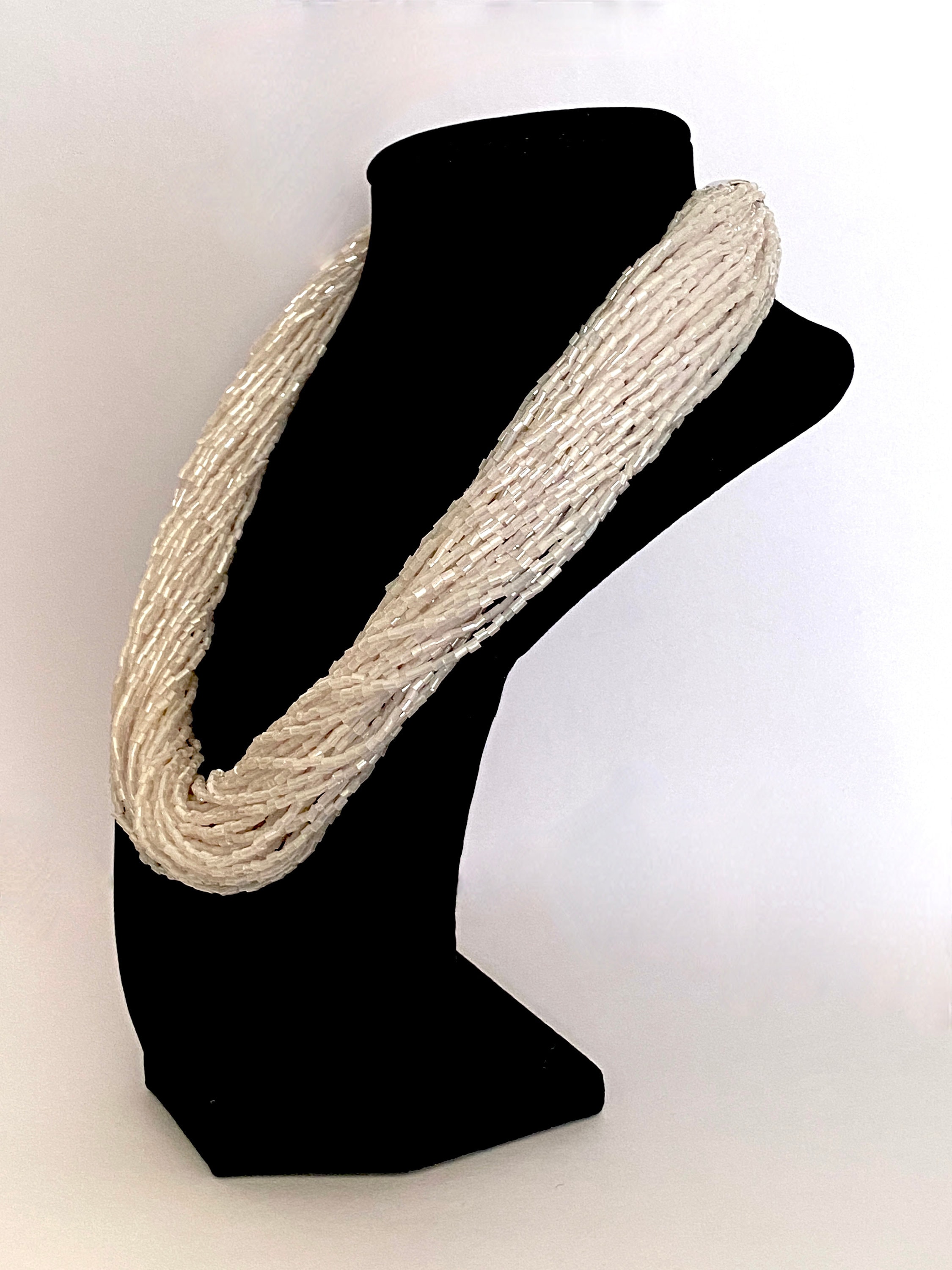 40 Strand Sparkling 40 Strand Seed Bead 18