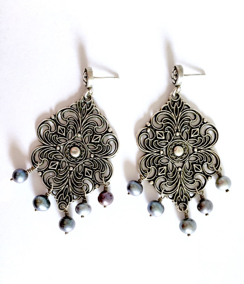 Fabulous Vintage Sterling Silver Chandelier Earrings with Natural Black Pearls Filigree Antiqued Silver Boho Gypsy Style Dangle Earrings