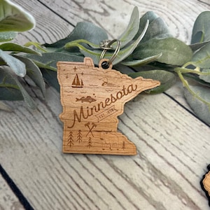 State of Minnesota Keychain/Minnesota Keychain/Minesota State Keychain/Keychain with state of Minnesota/ keychain Minn/Minn Keychain