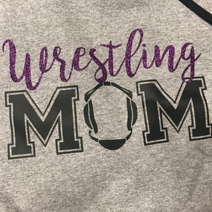 Felpa con cappuccio Wrestling Mom