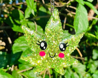 Kawaii pot leaf keychain