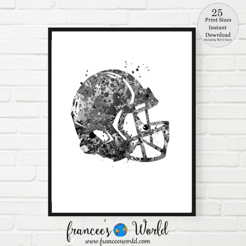 Puede incluir: Pintura de acuarela en blanco y negro de un casco de f&uacute;tbol americano. El casco est&aacute; pintado en un estilo de salpicadura con pintura blanca y negra.