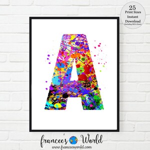 Op de afbeelding: Een kleurrijke, abstracte letter A met verfspatten in tinten rood, geel, blauw, groen en paars. De letter staat op een witte achtergrond met de tekst "frances' World" en een websiteadres eronder.