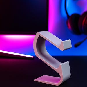 Minimalist S-Shaped Dual Controller Stand – Gaming Controllers Holder for Gamer Desk Setup, Space Saving Gaming Gift