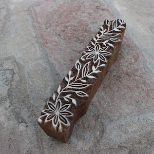 Blumenbordüre Block Print Stempel Handgeschnitzter Block Print Stempel Schnitzen Textilblock Für den Druck Blumenbordüre Stoff Stempel Paisley Border
