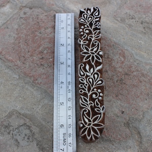 Tampon floral pour bordure florale Tampon en tissu pour bordure florale Tampon indien en bois pour l'impression Tampon en bois pour bordure cachemire