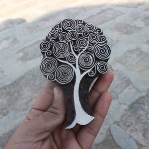 Tampon d'impression en bois d'arbre celtique Tampon en tissu en bois sculpté à la main, impression de bloc de bois mandala, arbre de vie en spirale, bloc de textile indien