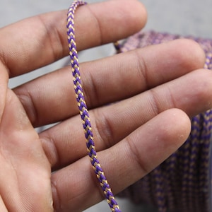 Lila Faden Dori Stickerei indische Spitzenbesatz Polyester Boho ethnischen Verzierungen, Dekoration Seidenspitze, Spitzenbesatz lose auf Lager