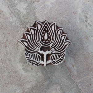 Lotus Stoff Blockdruck Stempel schnitzen Holzblockdruck Stempel Indischer Holzstempel Blumenblock Stempel Zum Drucken Blumenseifenherstellung Stempel