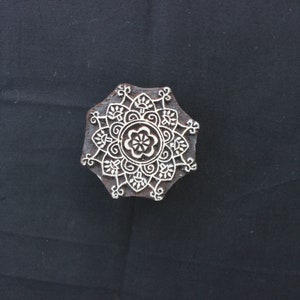 Tampon d'impression Mandala Tampon indien en bois Tampon de bloc à découper Tampon de savon floral Tampon de bois floral traditionnel pour impression