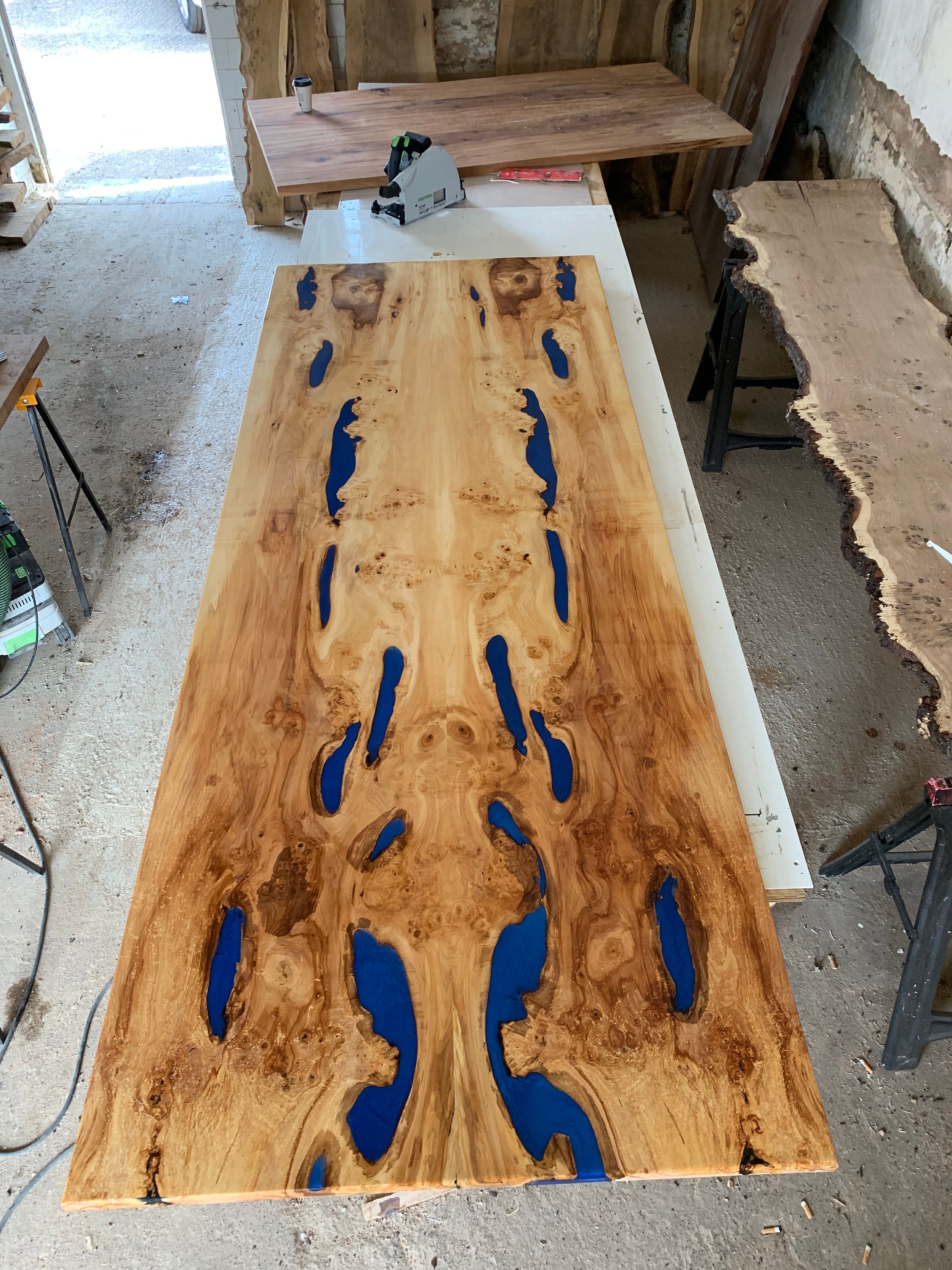 トチノキテーブル horse chestnut tree table Dining Table Made From Horse Chestnut With Blue Lakes. - Etsy